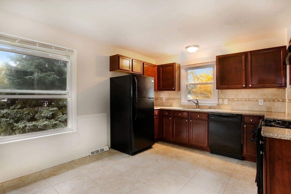 749 Marietta St NE Unit 1, Grand Rapids, MI 49505 Apartments in Grand