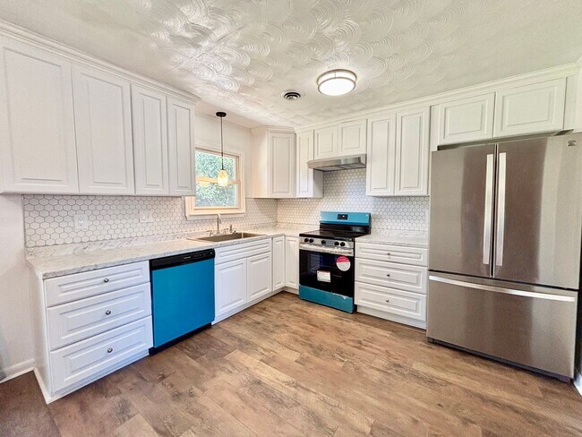 Foto del edificio - Gorgeous Updated Home in Virginia Beach!