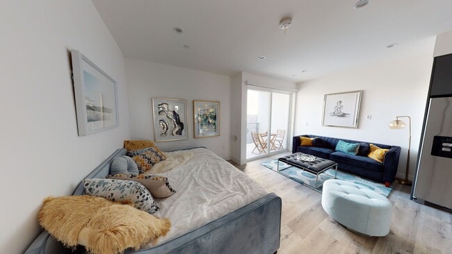 Interior Photo - Destination NoHo
