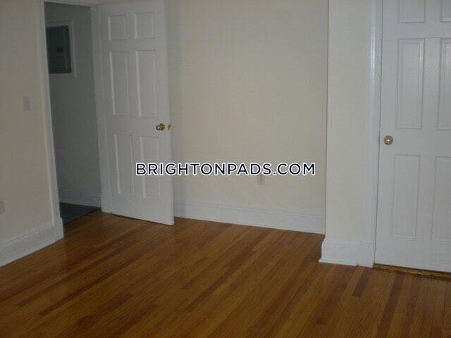 Foto del edificio - 56 Selkirk Rd