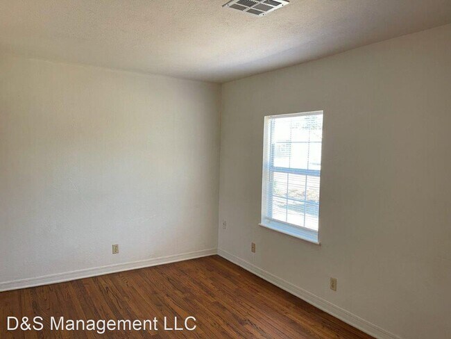 Foto del edificio - 2 br, 1 bath House - 706 Tollie Dr