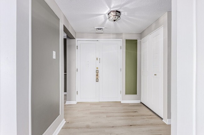 Photo - 3131 E Alameda Ave Apartment