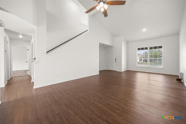 Building Photo - 230 San Felipe Dr