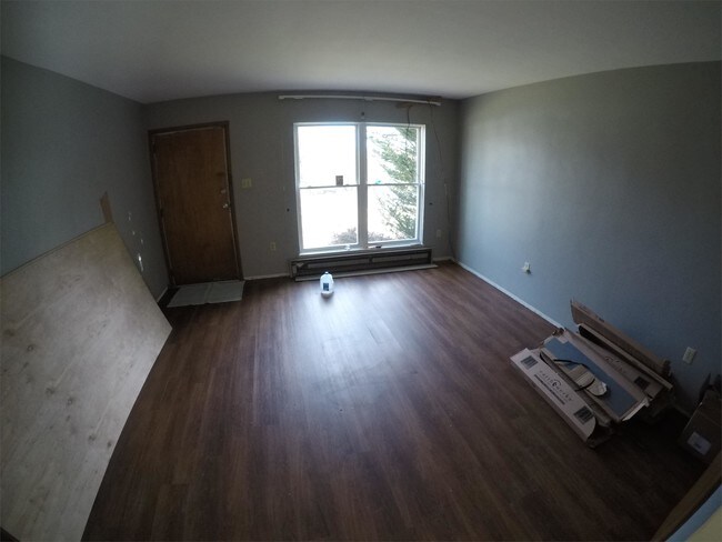 Foto del edificio - 124 Edgewood Cir