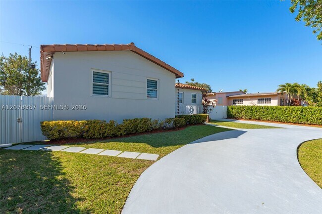 Foto del edificio - 3110 SW 82nd Ave