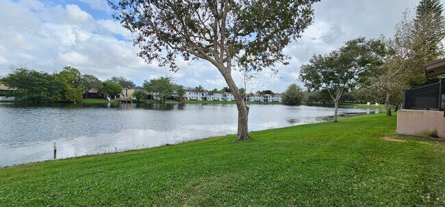 Building Photo - 1061 NW 122nd Ter