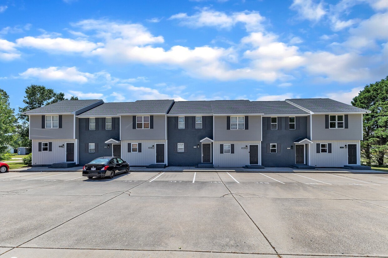 Foto principal - 347 E Williams St