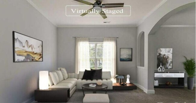 Building Photo - Leah Meadow