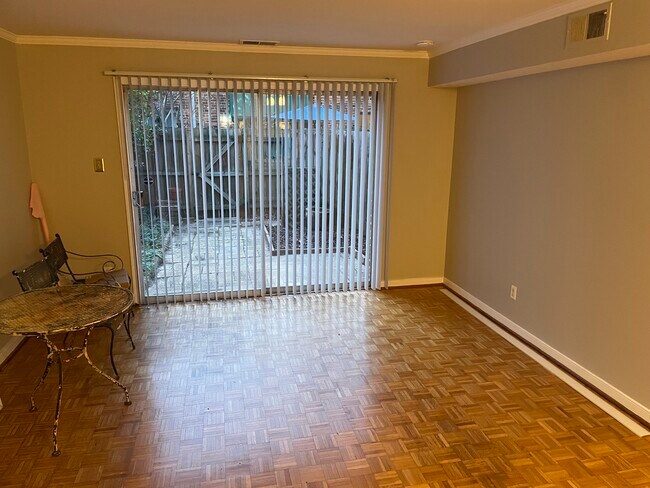 Foto del edificio - 509 N Hamilton St