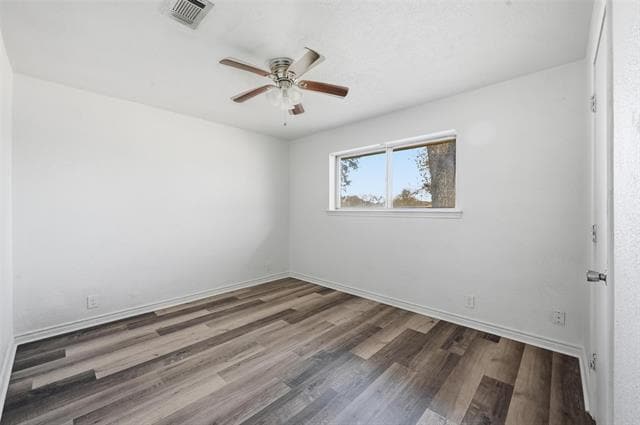 Building Photo - 1661 Juniper Ln