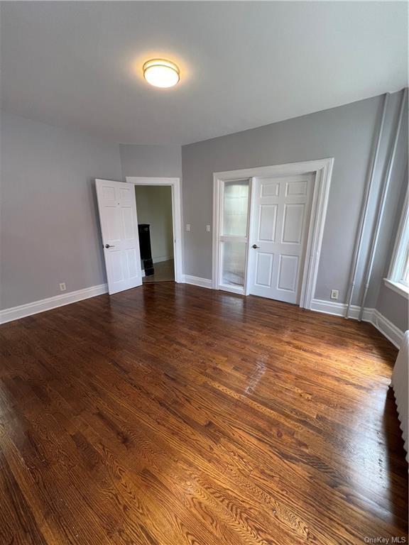Building Photo - 402 Dyckman St