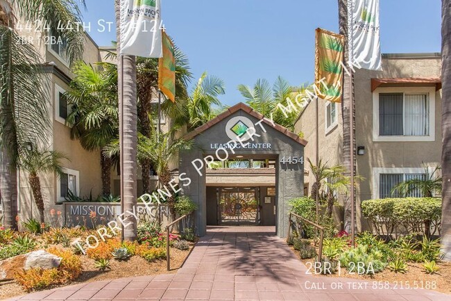 Building Photo - Kensington/Talmadge Area: Beautiful 2 Bedr...