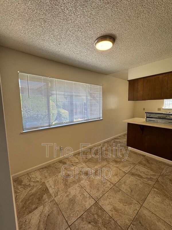 Foto del edificio - 3145 W Campus Ave.