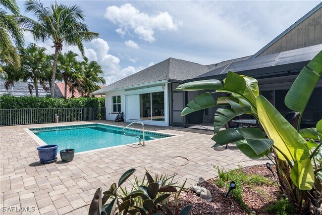 Foto del edificio - 2500 Kings Lake Blvd