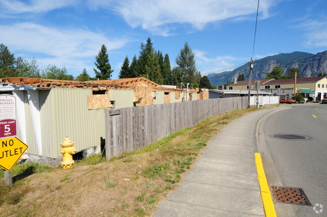 Building Photo - Mobile Home Park