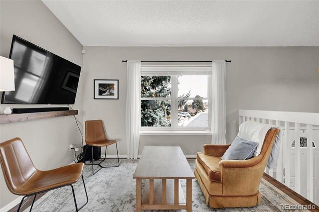 Foto del edificio - 3240 Post Oak Dr