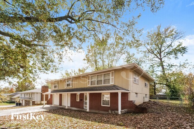 Foto del edificio - 8728 Everett St