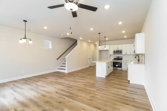 Building Photo - 3609 Corbett St