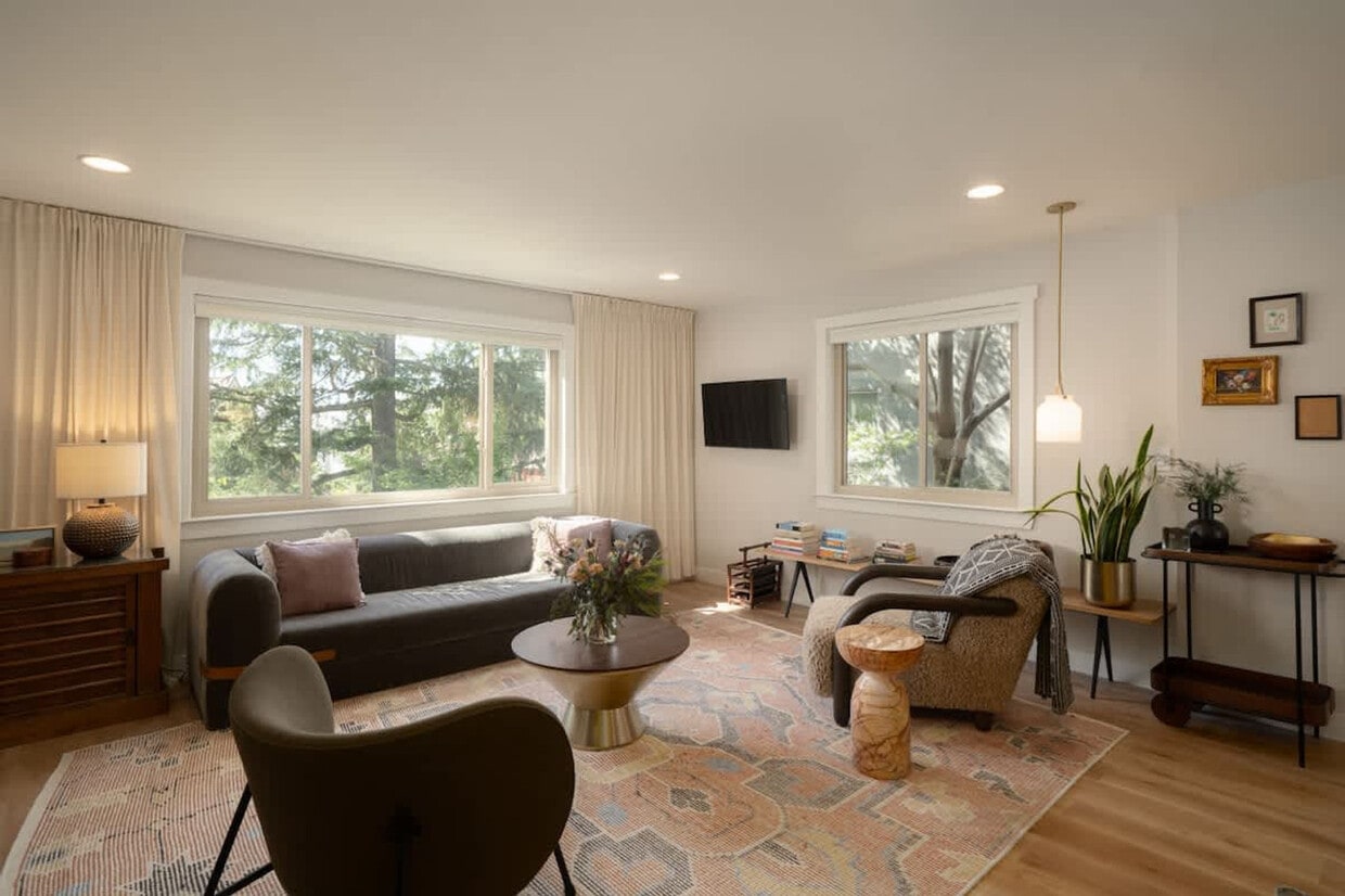 Photo - 10 Truitt Ln (Oakland, CA)