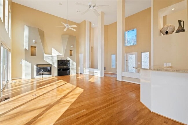 Building Photo - 3010 Bluffton Way