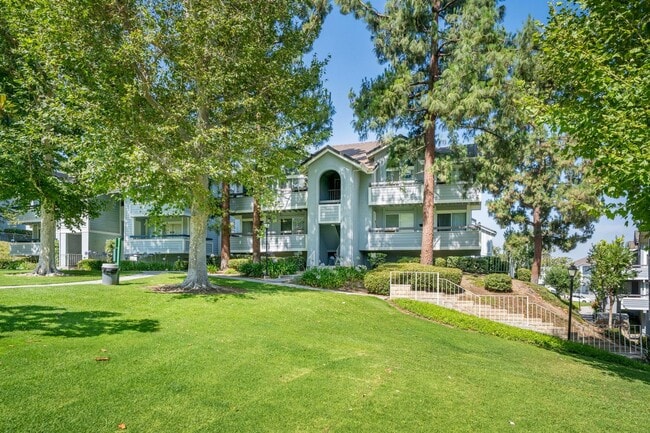 Building Photo - 26842 Claudette St