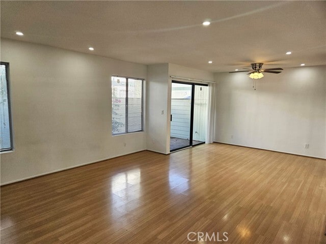 Building Photo - 10566 Sunland Blvd