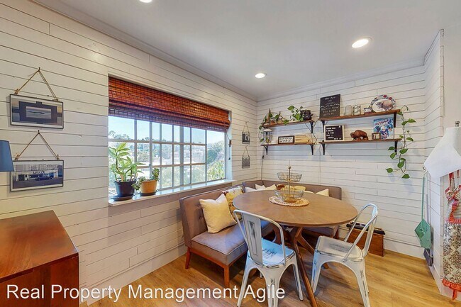 Building Photo - 2 br, 1.5 bath House - 25131 Terrace Lantern