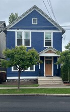 Building Photo - 2036 W Riverside Ave