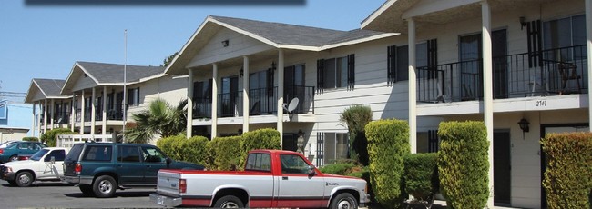 Foto del edificio - Colonial Manor Apartments