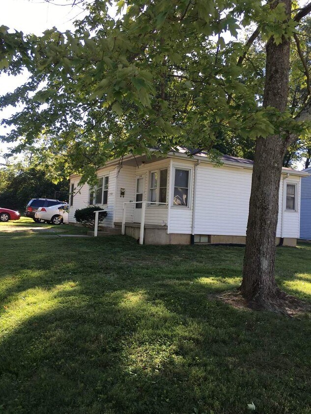 3 BDRM Available August 2026; Monthly ren... - 3 BDRM Available August 2026;  Monthly ren...