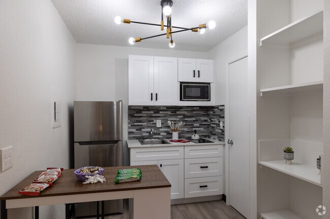 Kitchen - The Passages at Rye 1255