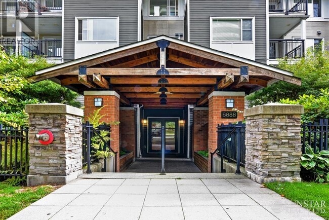Building Photo - 6888-6888 Southpoint Dr
