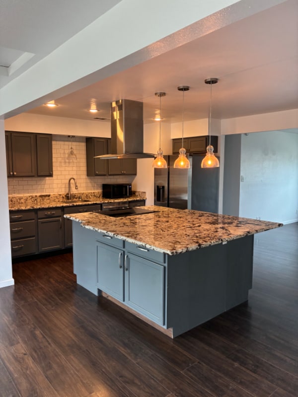 Building Photo - 1896 Barnett Way