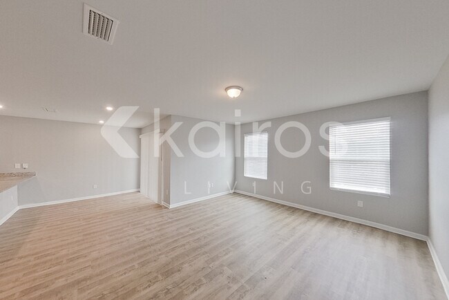 Foto del edificio - 21664 Yosemite Blvd
