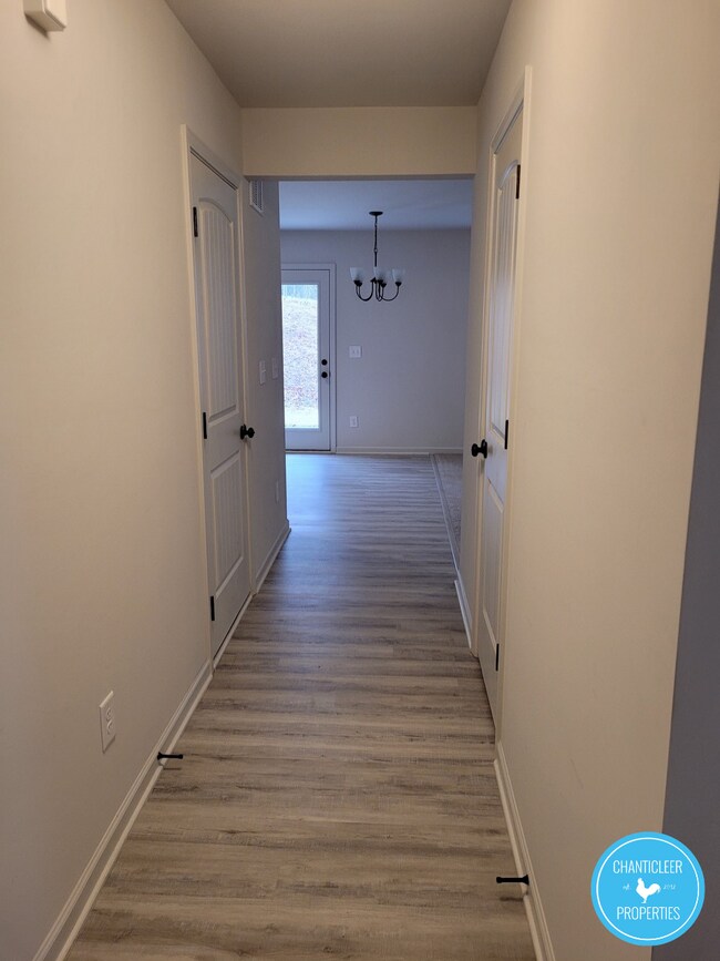 Foto del edificio - 3417 Slippery Elm Dr