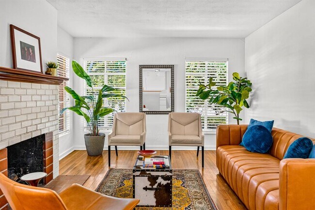 Foto del edificio - 1064 Sycamore St