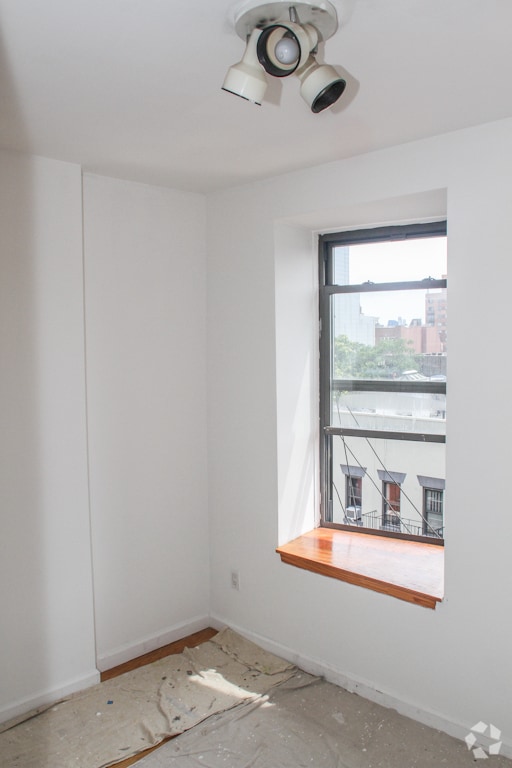Building Photo - 104 Second Avenue