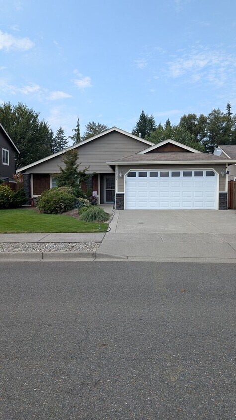 Foto principal - Marysville 3 bedroom Rambler