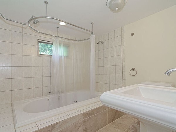 Foto del edificio - 53 Winslow Ave