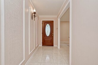 Building Photo - 11503 High Star Dr