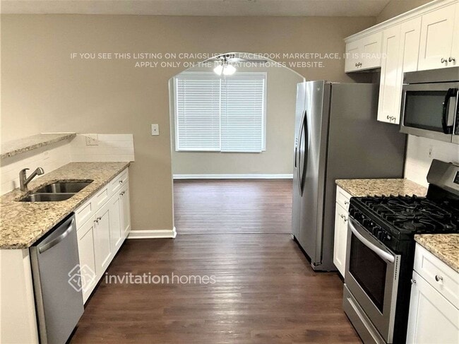 Building Photo - 1008 Borrington Ln