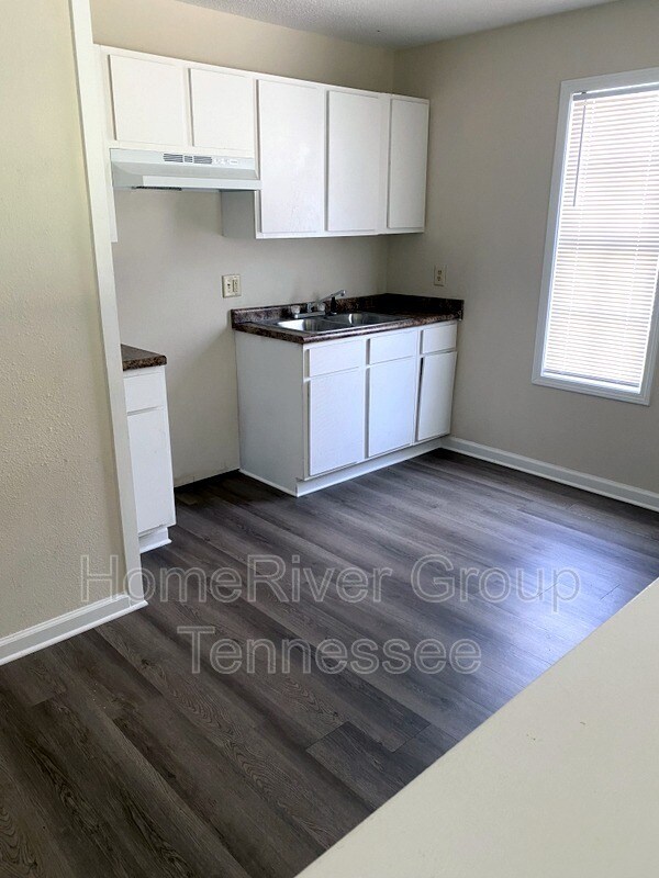 Building Photo - 308 Gannt St