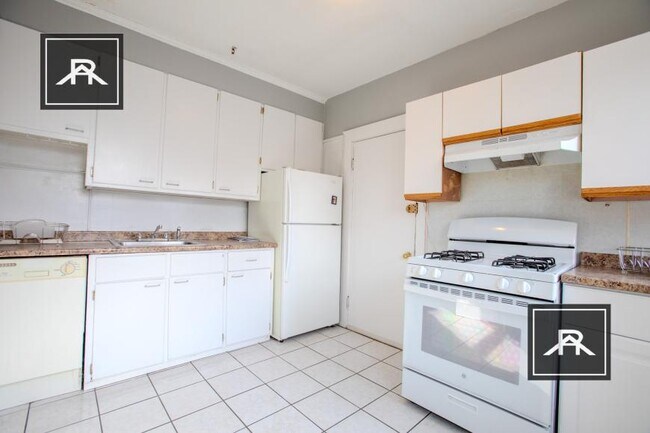 Building Photo - 2 bedroom in Brighton MA 02135