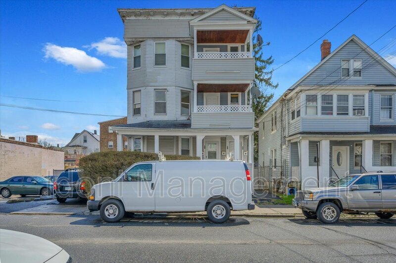 Primary Photo - 83 McKinley Ave