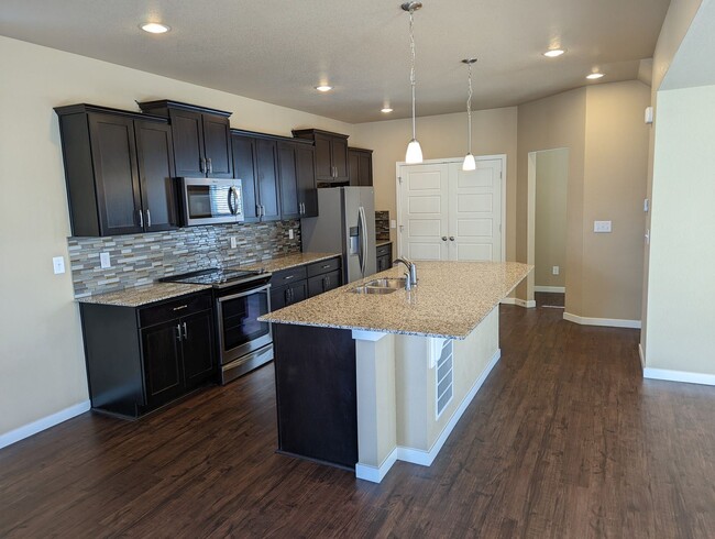 Foto del edificio - 3 br, 2.5 bath House - 9565 Timberlake Loop