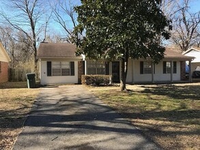 Building Photo - 8495 Charleston Dr