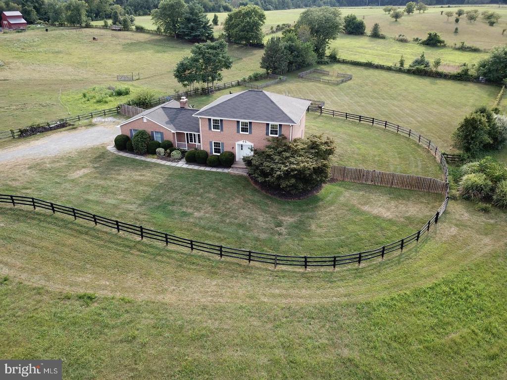 Primary Photo - 13461 James Monroe Hwy