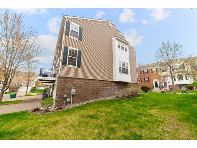 Building Photo - 15726 Frisian Ln