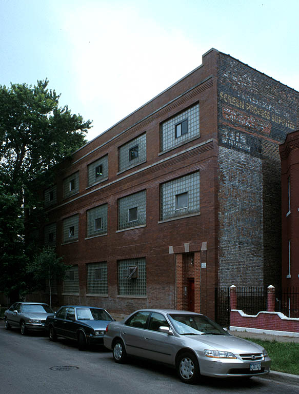 Primary Photo - 2315 W Huron St