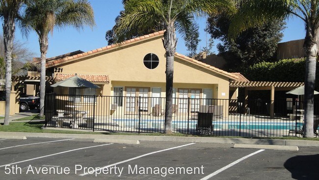 Foto del edificio - 217 Woodland Pkwy